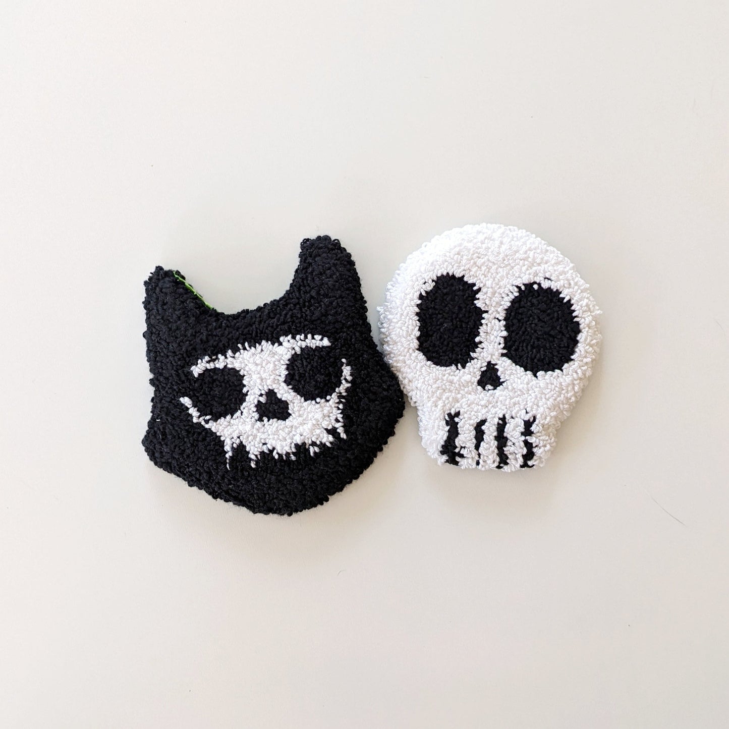Skull set coaster punch needle kit