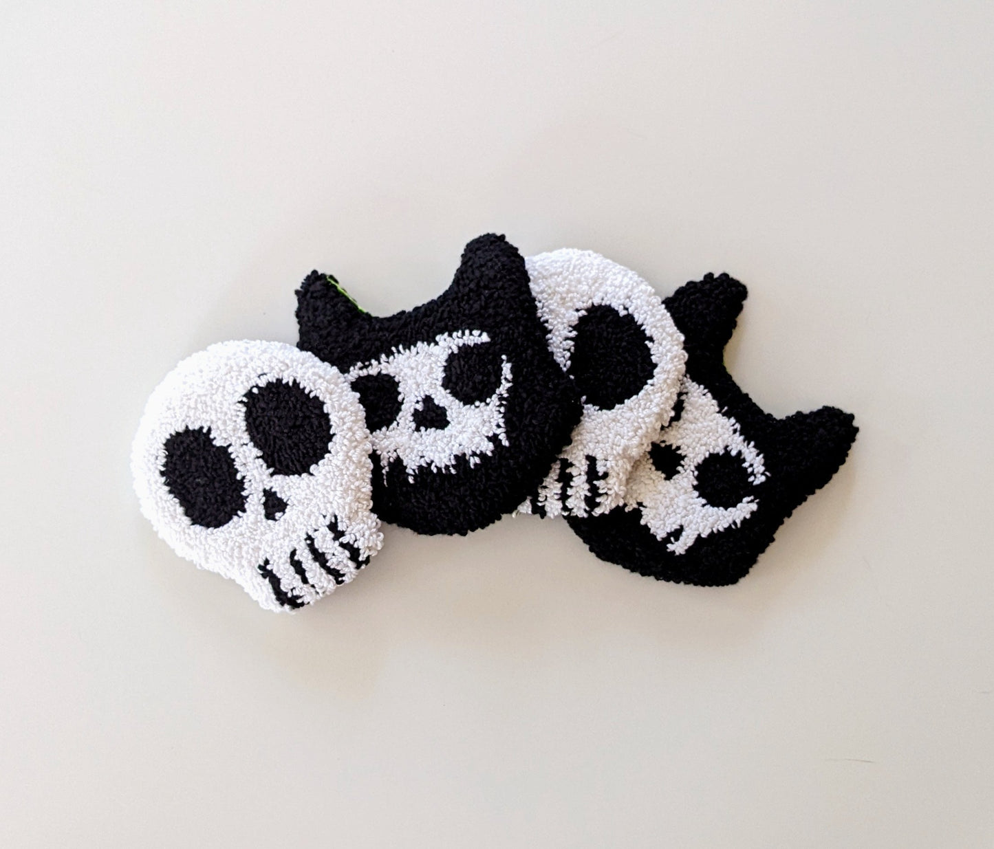 Skull set coaster punch needle kit