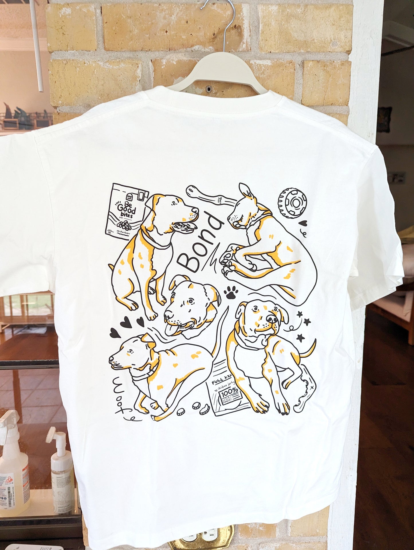 Custom Pet T-Shirt – Hand-Drawn Pet Illustration on Premium Tee