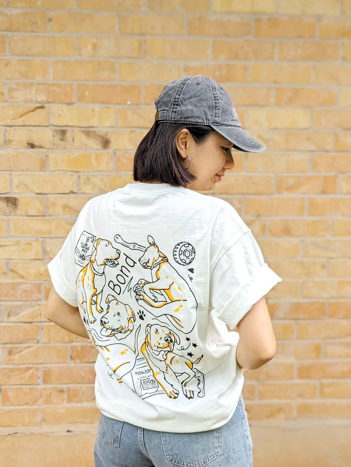 Custom Pet T-Shirt – Hand-Drawn Pet Illustration on Premium Tee