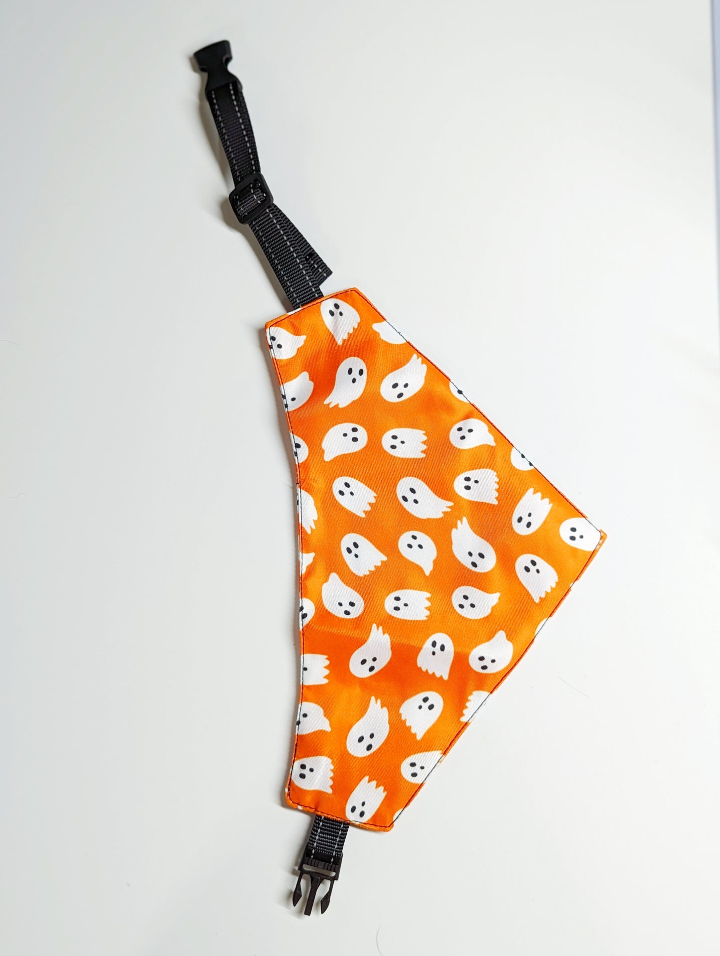 Halloween Dog Bandana – Double-Sided, Waterproof, Adjustable Buckle | Ghost Pattern