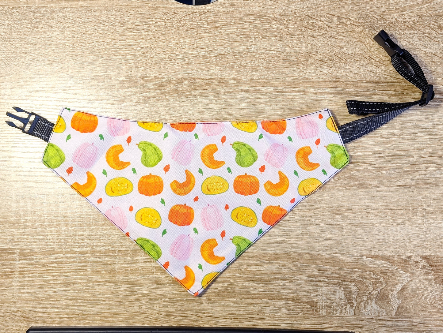 Autumn to Winter Dog Bandana – Double-Sided, Waterproof, Adjustable Buckle