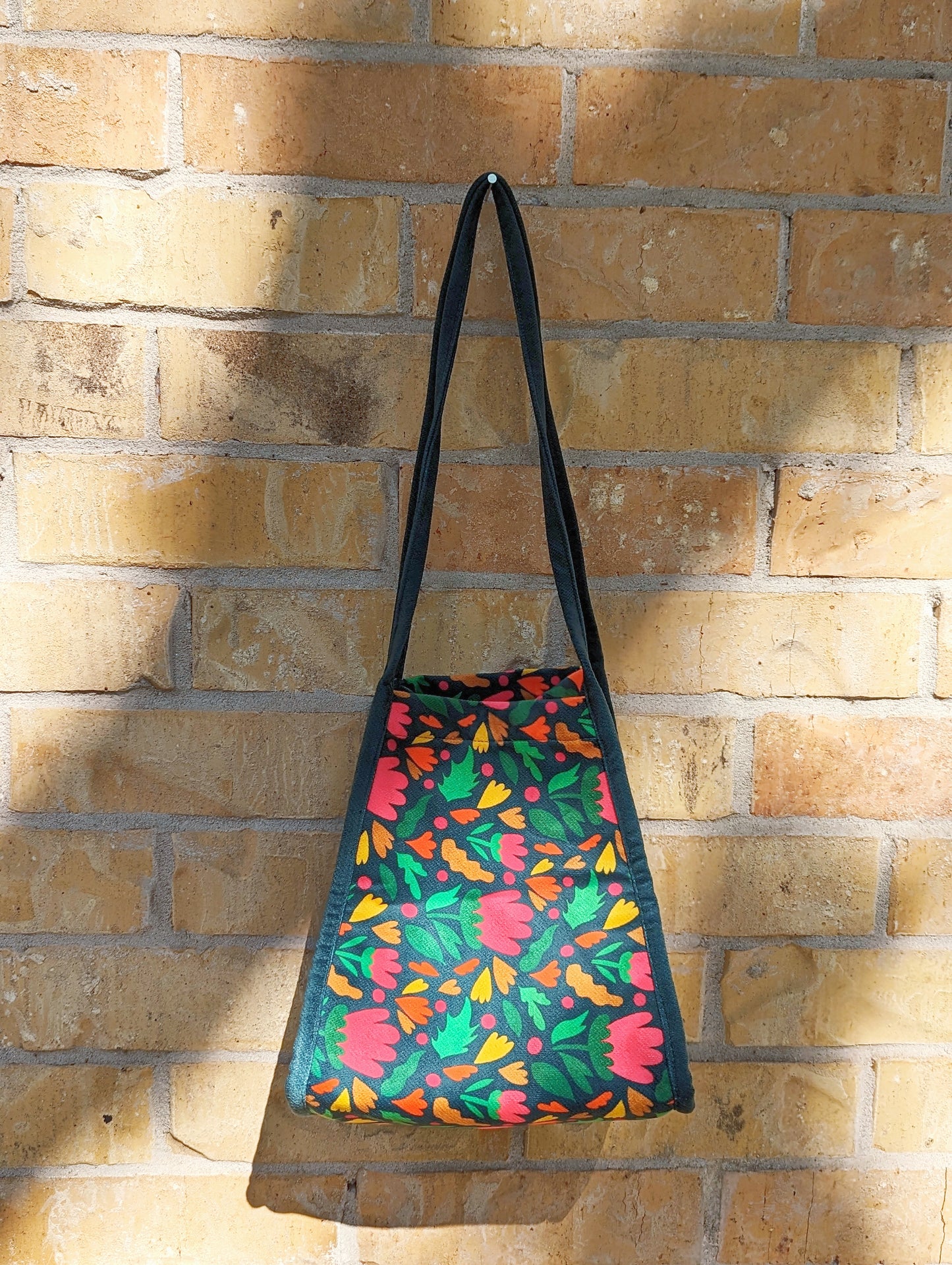 Flower Pattern Fortune Ingot Bag – Lucky Gold Ingot Pouch for Money & Good Fortune