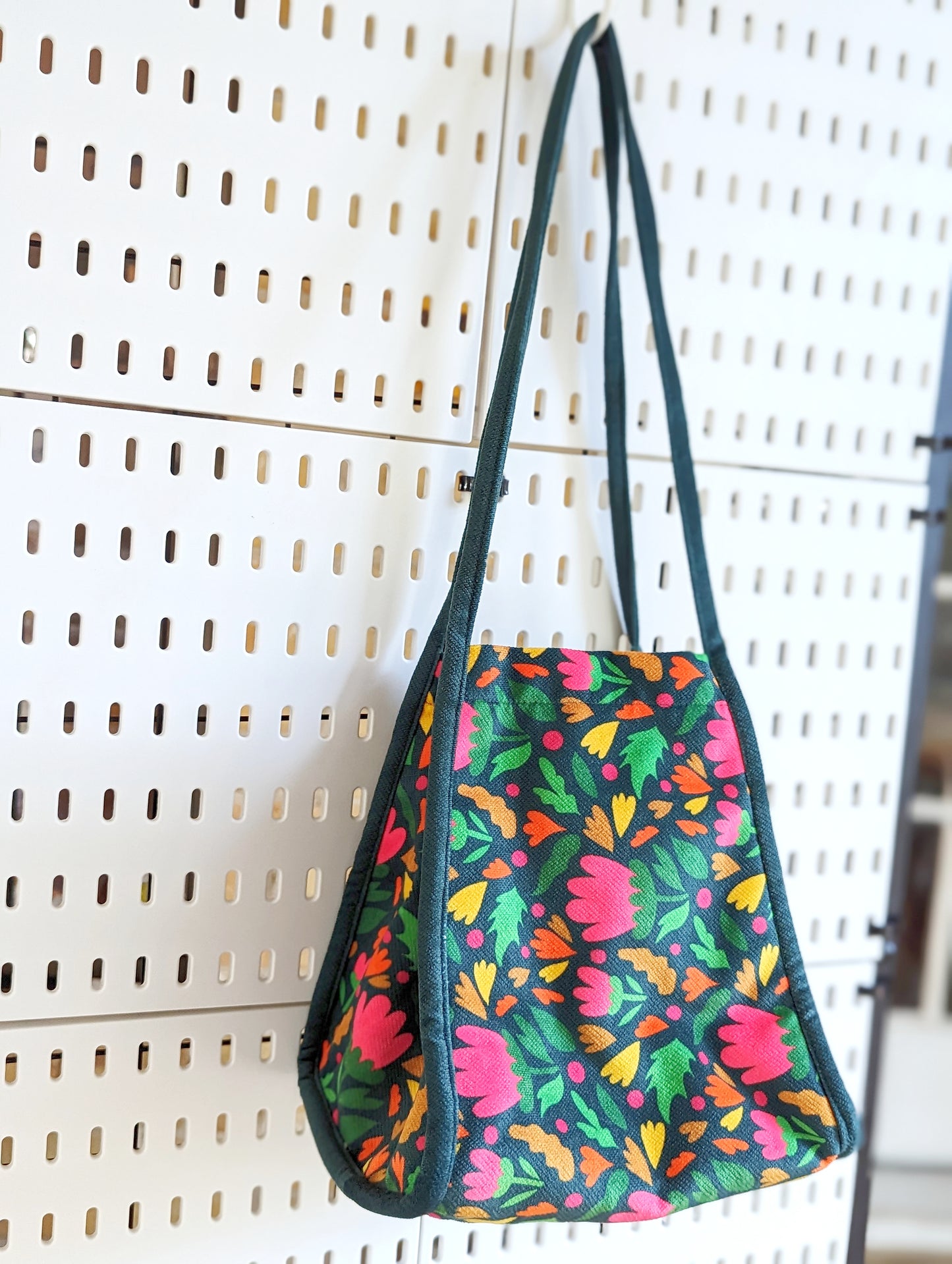 Flower Pattern Fortune Ingot Bag – Lucky Gold Ingot Pouch for Money & Good Fortune